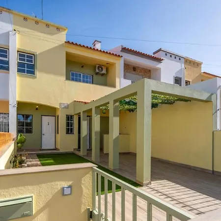 Villa A Praia Da Belavista